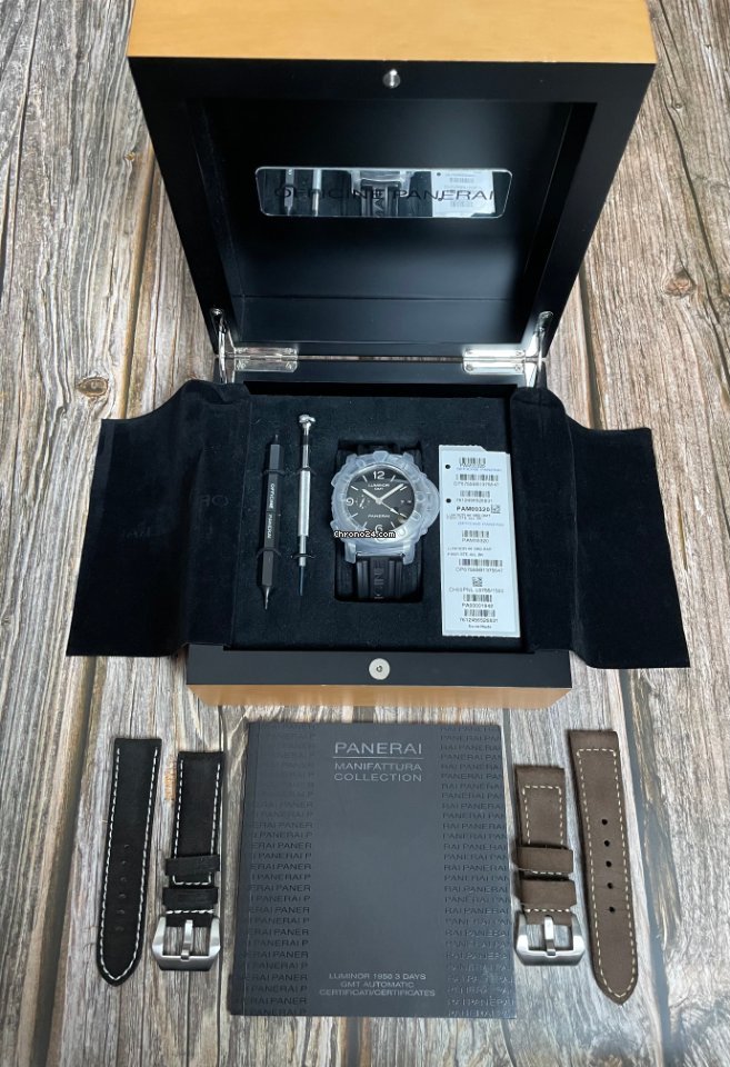 IMG_9081 Panerai Luminor 1950 3 Days GMT Automatic Mens watch Unisex Automatic Steel PAM 00320 Replica 7