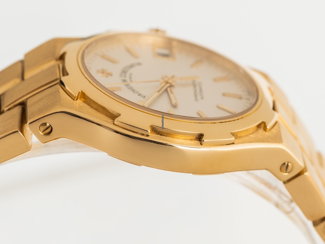 IMG_9081 Vacheron Constantin Overseas Mens watch Unisex Automatic Yellow gold 42050 42052 423J Replica 7