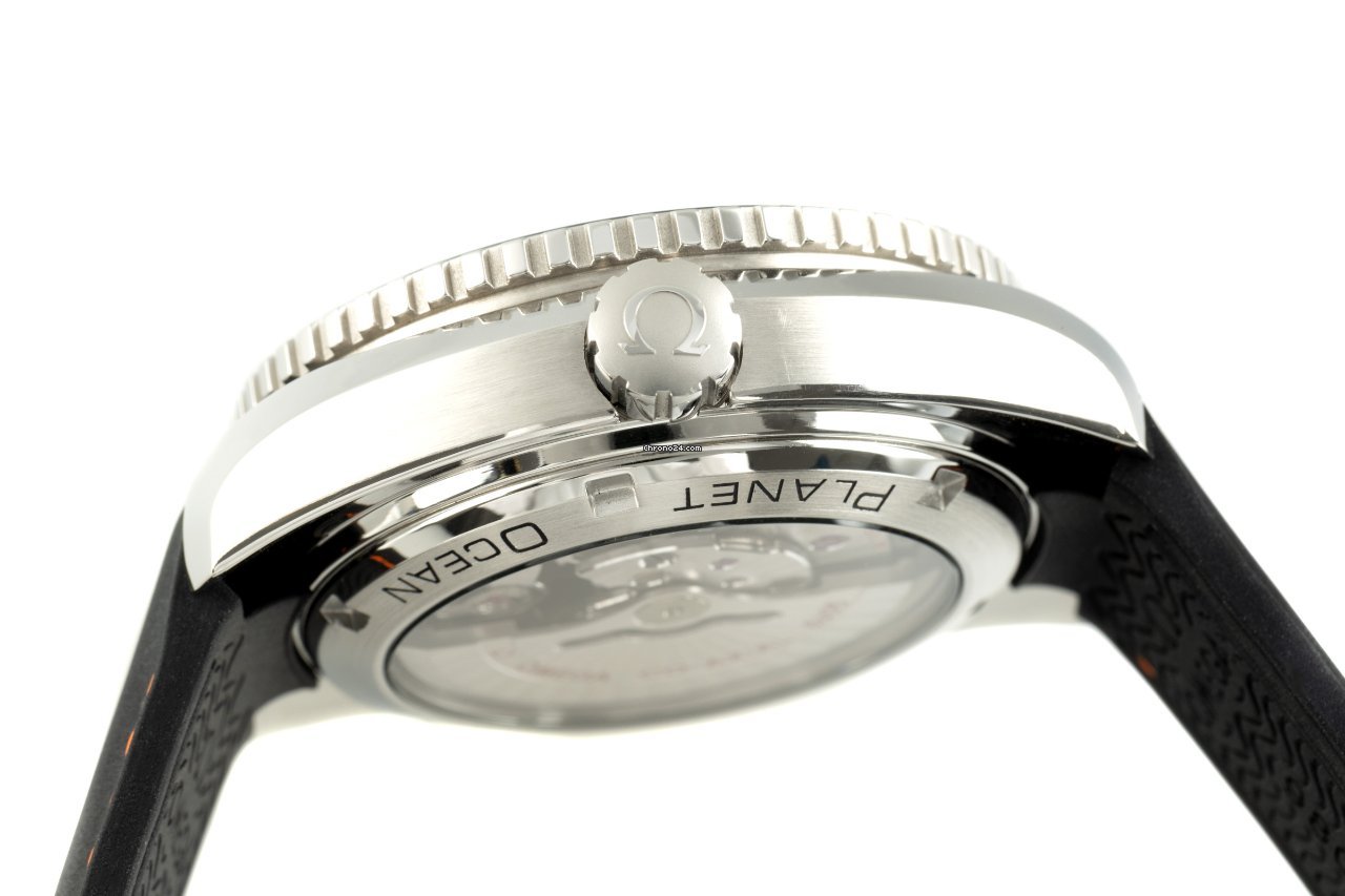 IMG_9081 Omega Seamaster Planet Ocean Mens watch Unisex Automatic Steel 232.32.44.22.01.002 Replica 7