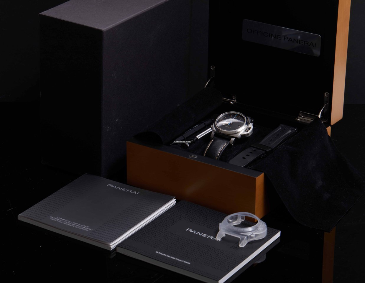 IMG_9081 Panerai Luminor 1950 3 Days Chrono Flyback Mens watch Unisex Automatic Steel PAM 00524 Replica 7