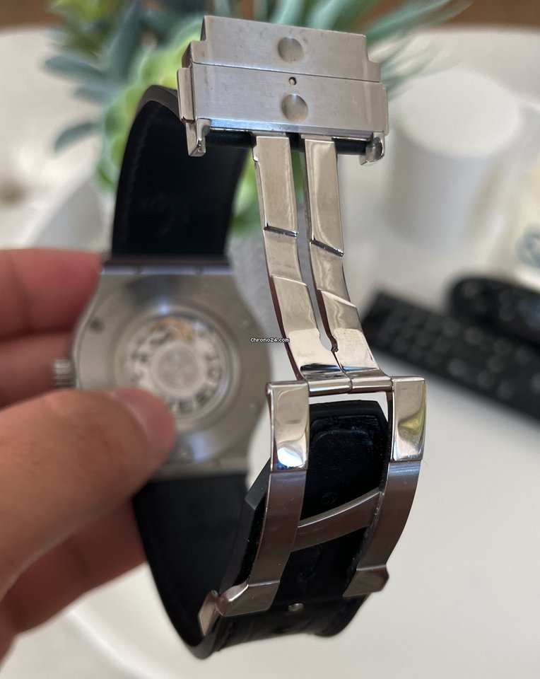 IMG_9081 Hublot Classic Fusion 45, 42, 38, 33 mm Mens watch Unisex Automatic Titanium 511.NX.1171.LR Replica 7