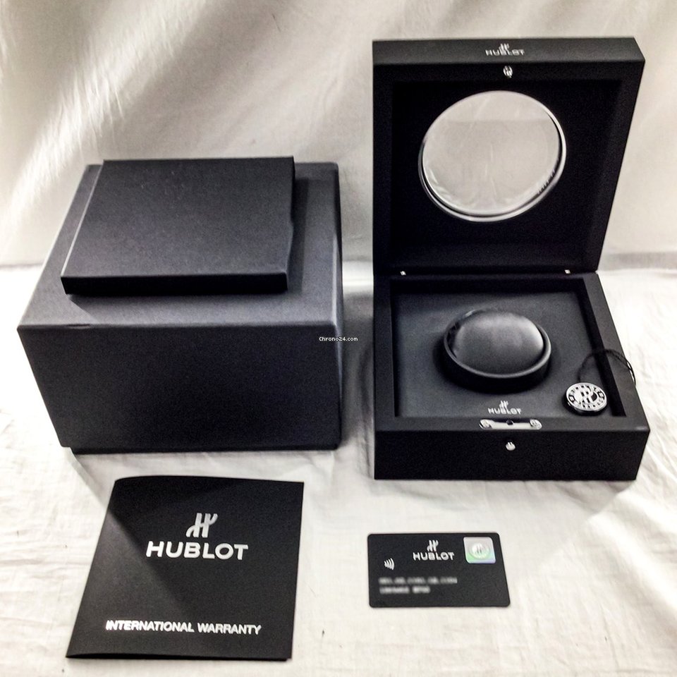 IMG_9081 Hublot Classic Fusion Chronograph Mens watch Unisex Automatic Rose gold 521.OX.1181.LR.1104 Replica 7
