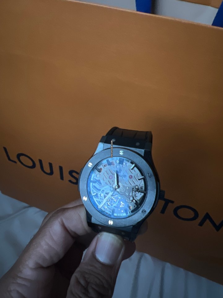 IMG_9081 Hublot Classic Fusion Ultra-Thin Mens watch Unisex Manual winding Ceramic 515.CM.0140.LR Replica 7