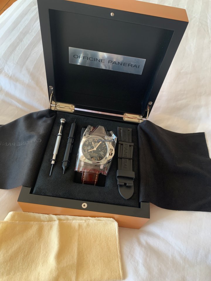 IMG_9081 Panerai Luminor 1950 3 Days GMT Automatic Mens watch Unisex Automatic Steel PAM 01320 Replica 7