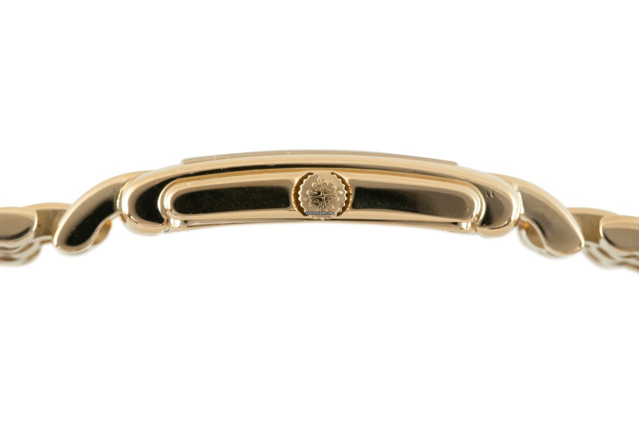 IMG_9081 Patek Philippe Gondolo Womens watch Quartz Yellow gold 4824 1 Replica 7