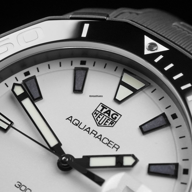 IMG_9081 TAG Heuer Aquaracer Mens watch Unisex Titanium WAY108A Replica 7
