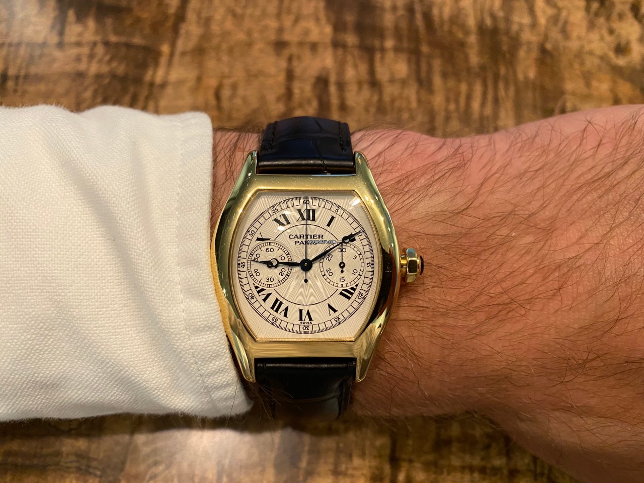 Cartier Tortue Mens watch Unisex Manual winding Yellow gold 2356 Replica 7