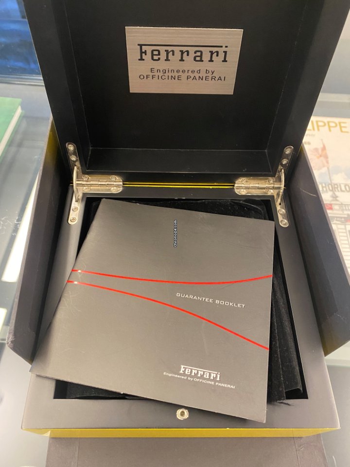 Panerai Ferrari Steel FER0008 Replica 7
