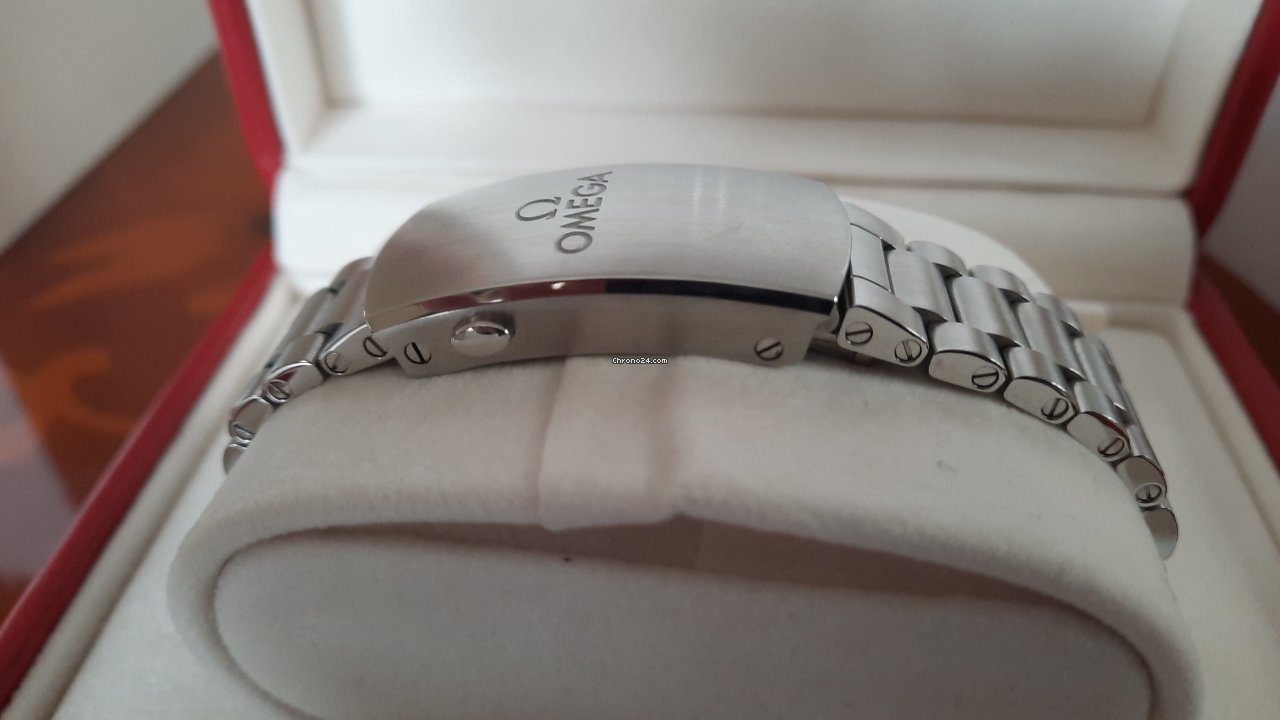 Omega Speedmaster Mark II Mens watch Unisex Automatic Steel 327.10.43.50.06.001 Replica 7