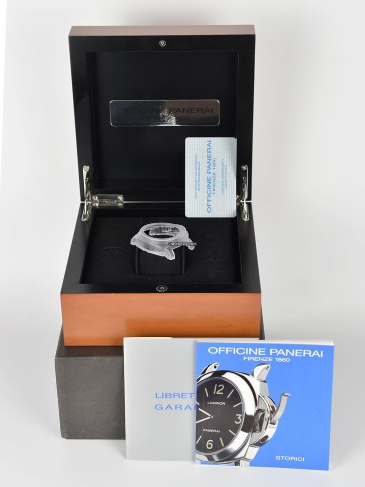 IMG_9081 Panerai Luminor Base Steel PAM00010 Replica 7