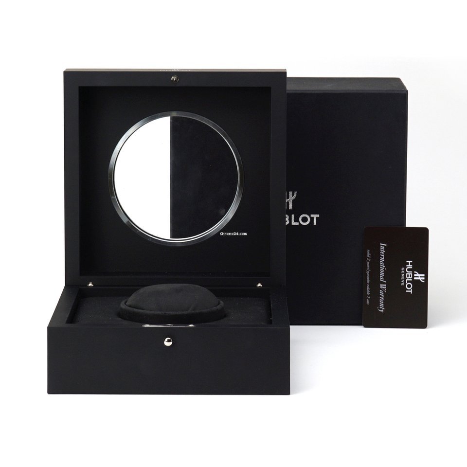 IMG_9081 Hublot Classic Fusion 45, 42, 38, 33 mm Mens watch Unisex Automatic Ceramic 511.CO.1781.RX Replica 7
