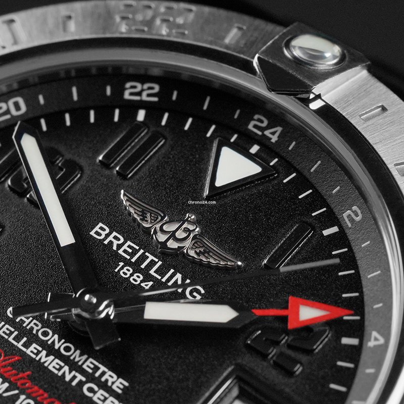 IMG_9081 Breitling Avenger II GMT Mens watch Unisex Automatic Steel A32390111B2A1 Replica 7