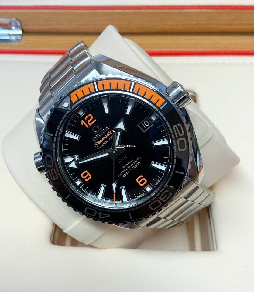 IMG_9081 Omega Seamaster Planet Ocean Mens watch Unisex Automatic Steel 215.30.44.21.01.002 Replica 7