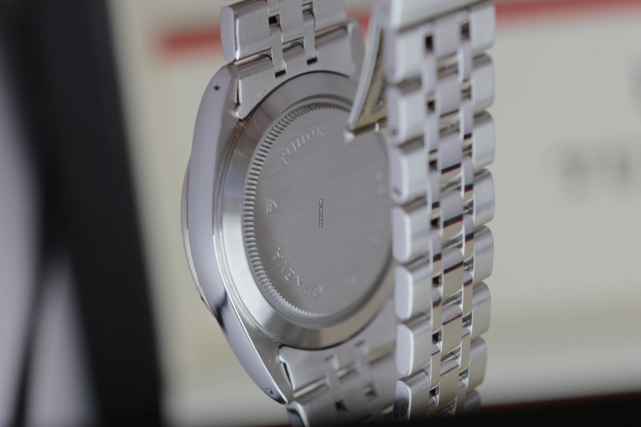 Tudor Prince Date Mens watch Unisex Automatic Steel 76214 Linen dial Replica 7