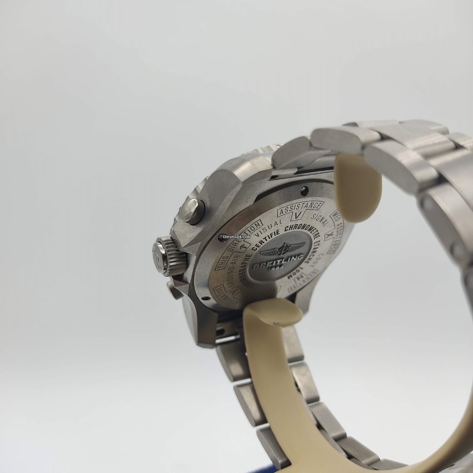 IMG_9081 Breitling Cockpit B50 Mens watch Unisex Quartz Titanium EB501022 BD40 Replica 7