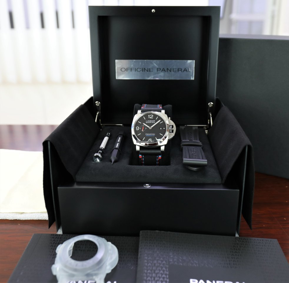 IMG_9081 Panerai Luminor 1950 Mens watch Unisex Automatic Steel PAM 00727 Replica 7