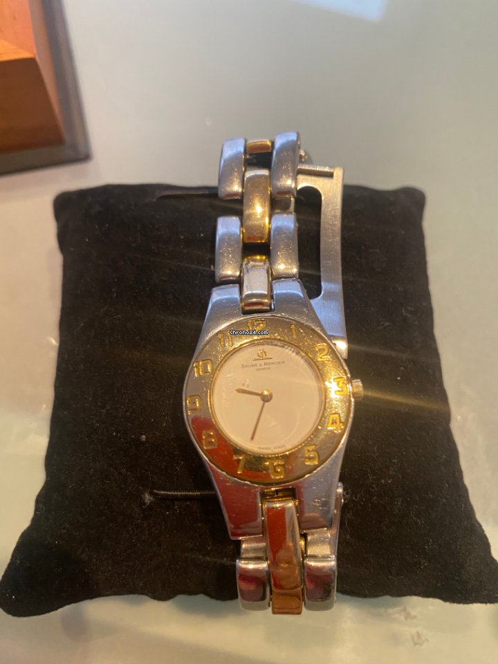 IMG_9081 Baume & Mercier Linea Womens watch Quartz Gold Steel MV045203 Replica 7