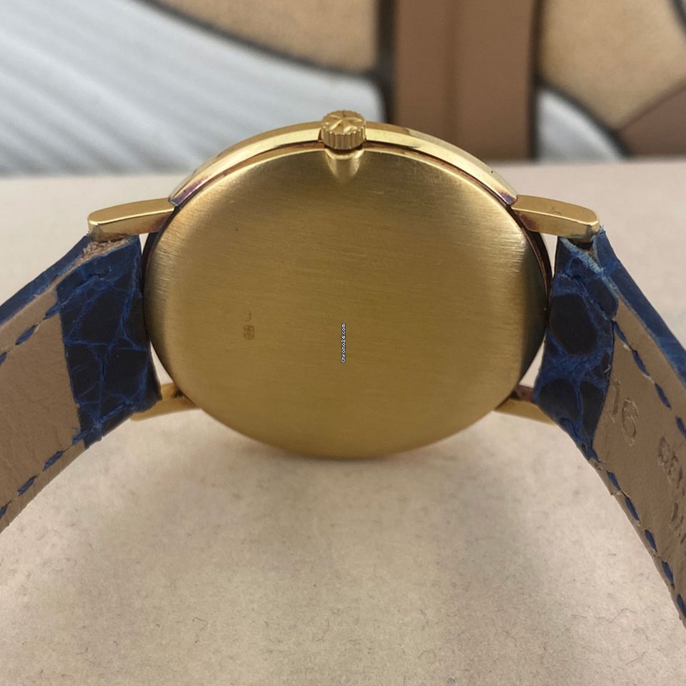 IMG_9081 Vacheron Constantin Manual winding Yellow gold 33051 Replica 7