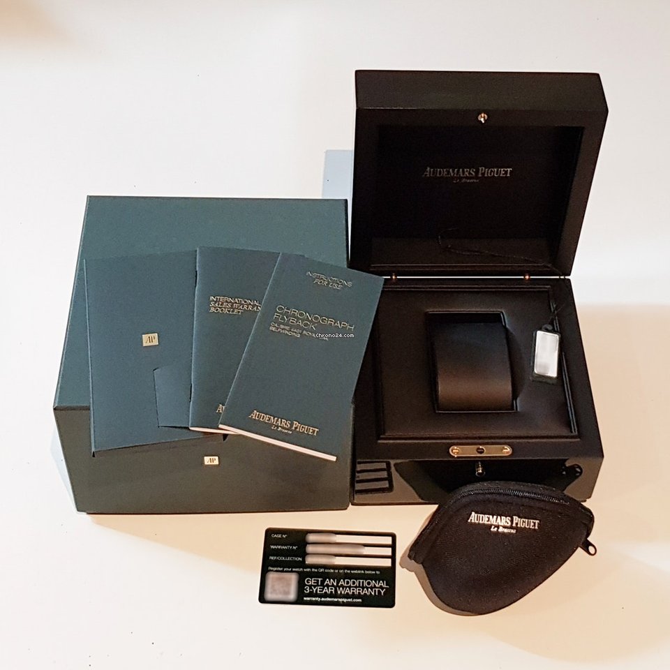 IMG_9081 Audemars Piguet Royal Oak Chronograph Mens watch Unisex Automatic White gold 26239BC.GG.1224BC.02 Replica 7