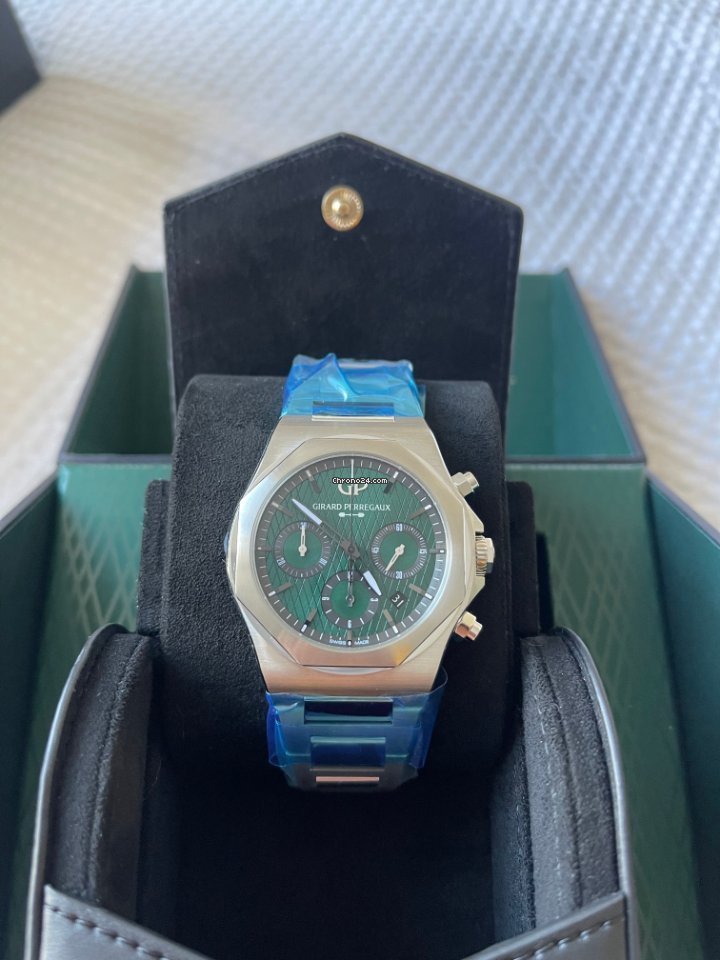 IMG_9081 Girard Perregaux Laureato Mens watch Unisex Automatic Steel 81020-11-001-11A Replica 7