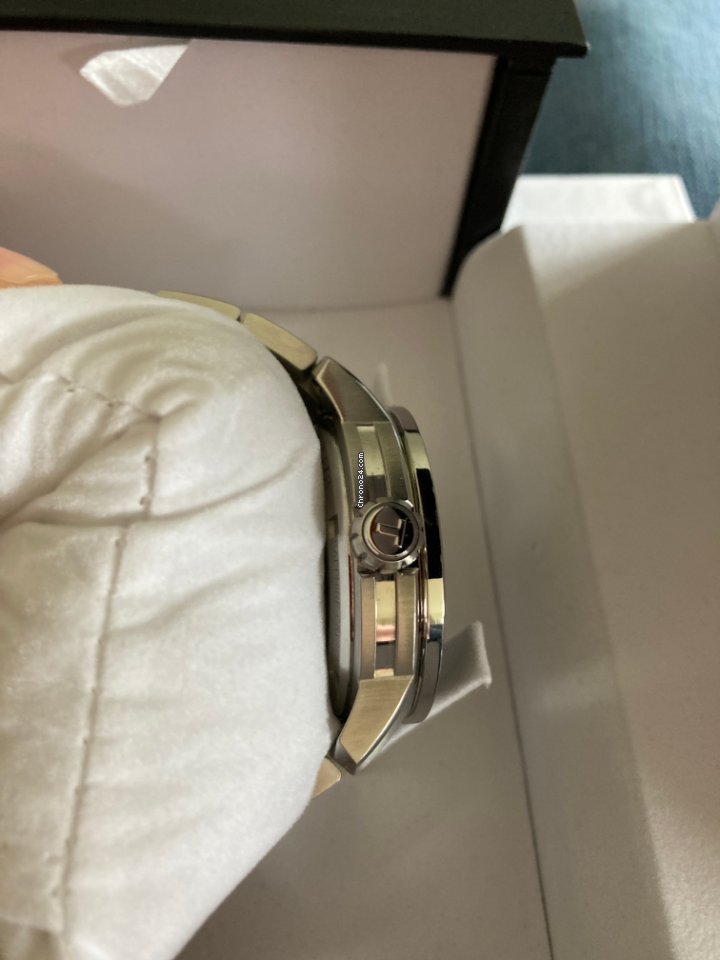 Tissot PRC 200 Mens watch Unisex Automatic Steel T055.430.11.057.00 Replica 7