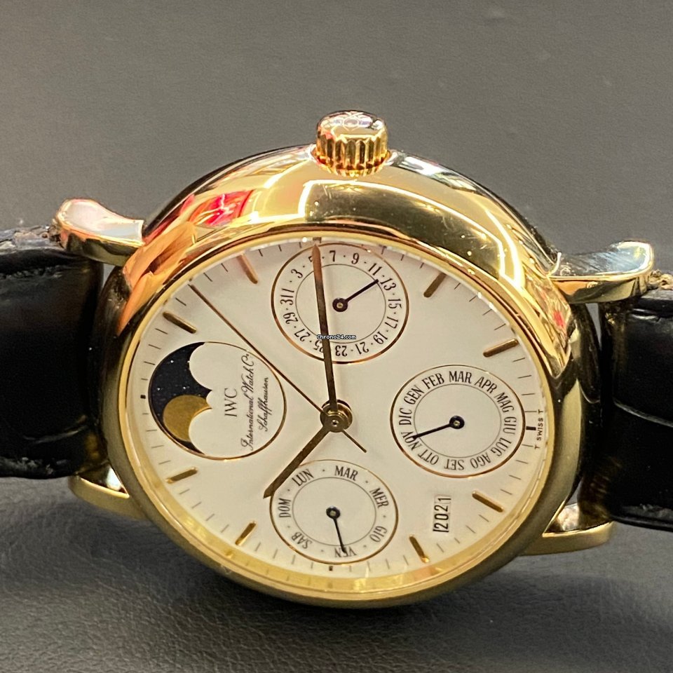 IMG_9081 IWC Portofino Mens watch Unisex Automatic Yellow gold IW3541 Replica 7