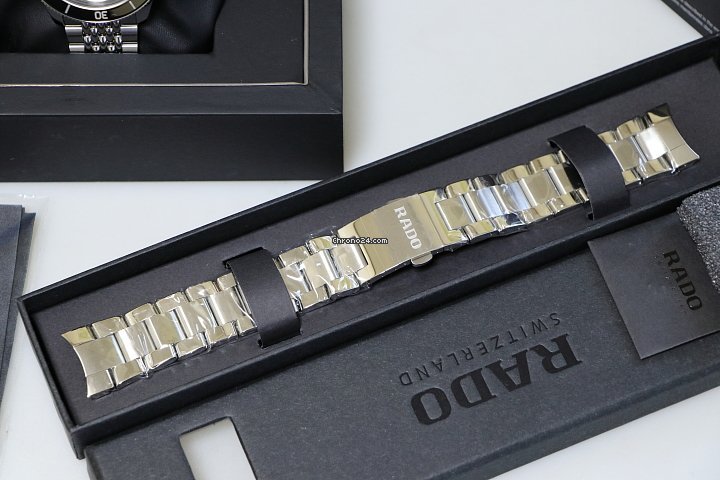 IMG_9081 Rado HyperChrome Captain Cook Automatic Steel R32105153 Replica 7