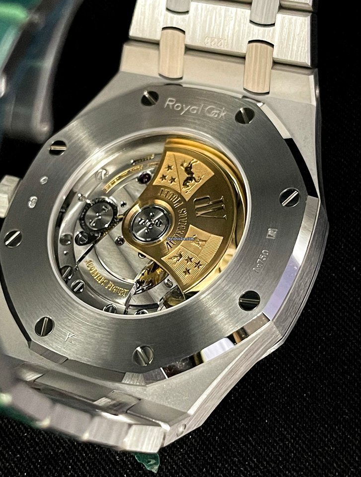 IMG_9081 Audemars Piguet Royal Oak Mens watch Unisex Automatic White gold 15413BC.YY.1220BC.01 Replica 7