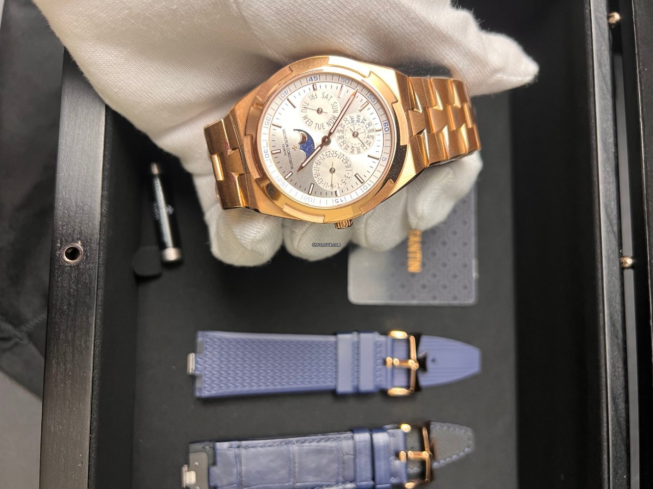 IMG_9081 Vacheron Constantin Overseas Mens watch Unisex Automatic Rose gold 4300V 120R-B064 Replica 7