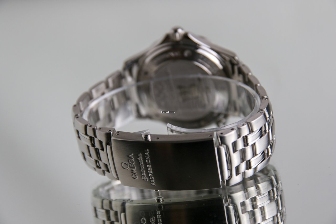 Omega Seamaster Diver 300 M Mens watch Unisex Automatic Steel 212.30.41.20.04.001 Replica 7