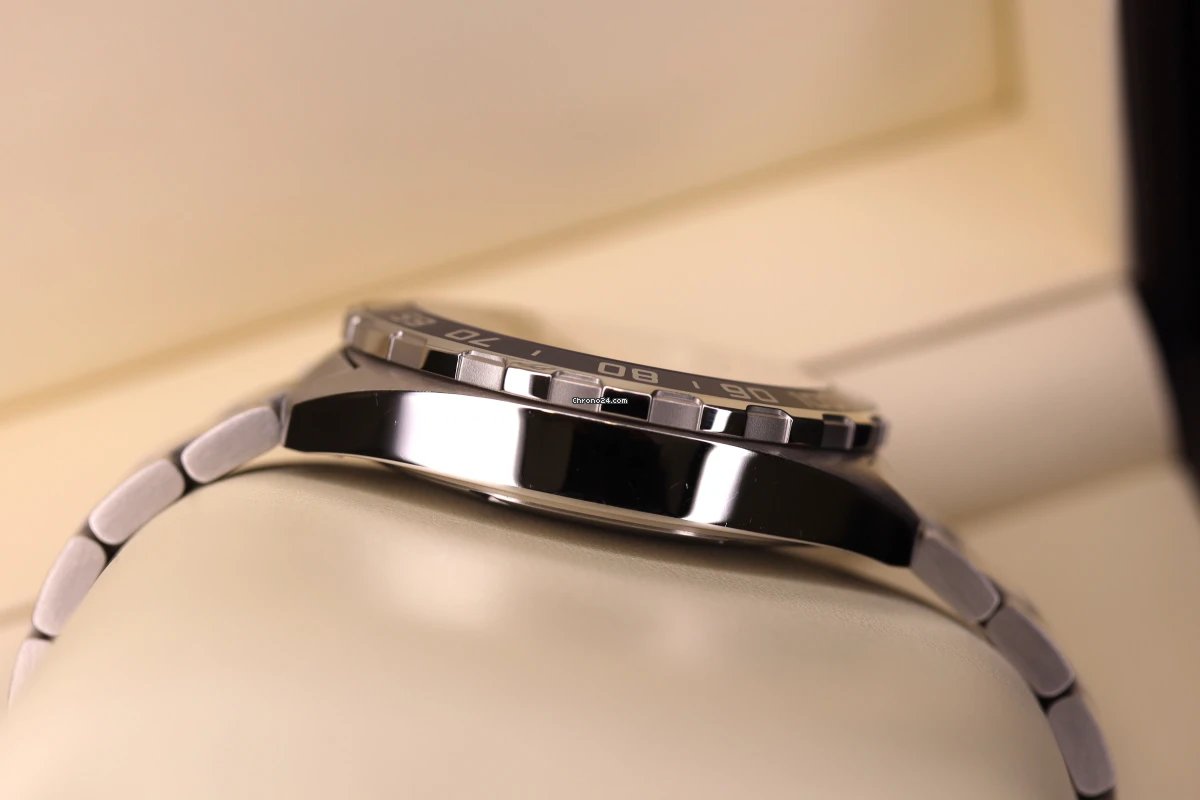 IMG_9081 TAG Heuer Formula 1 Quartz Mens watch Unisex Quartz Steel CAZ1014 Replica 7