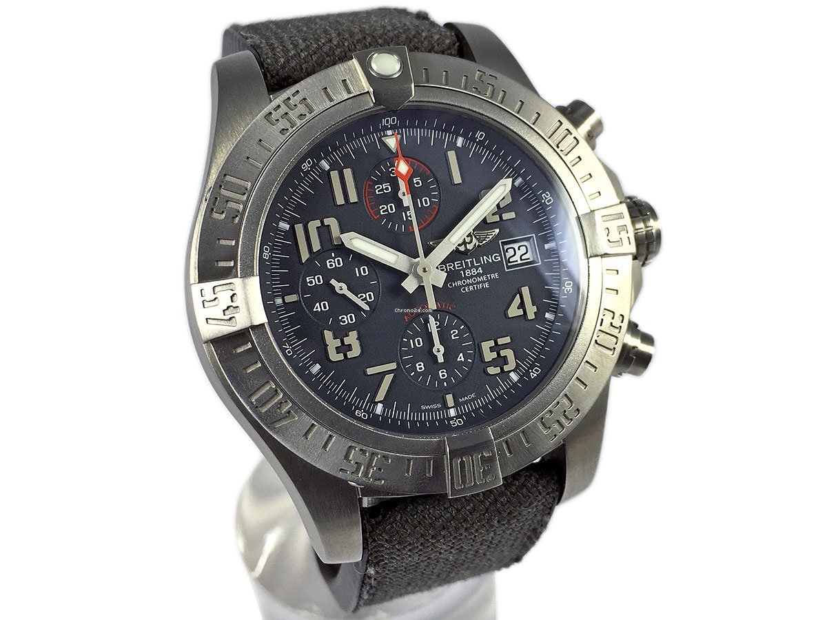 IMG_9081 Breitling Avenger Bandit Mens watch Unisex Automatic Titanium E1338310 M534 253S E20DSA.2 Replica 7