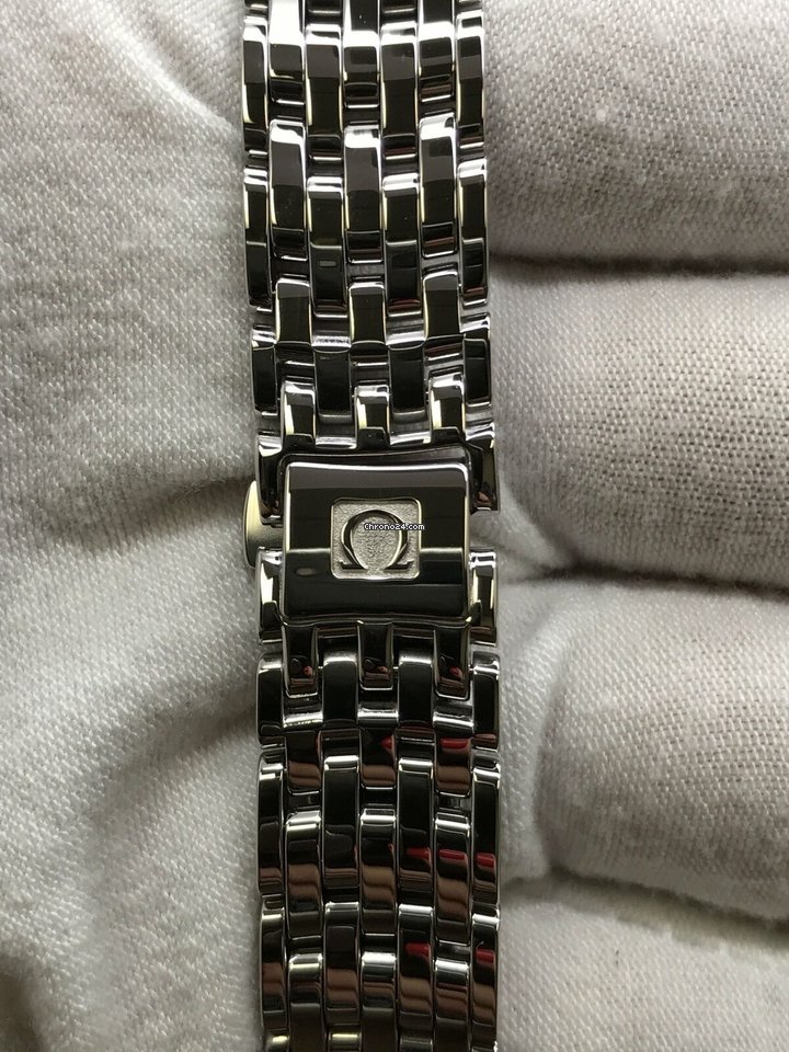 IMG_9081 Omega De Ville Prestige Quartz Steel 424.10.27.60.52.001 Replica 7