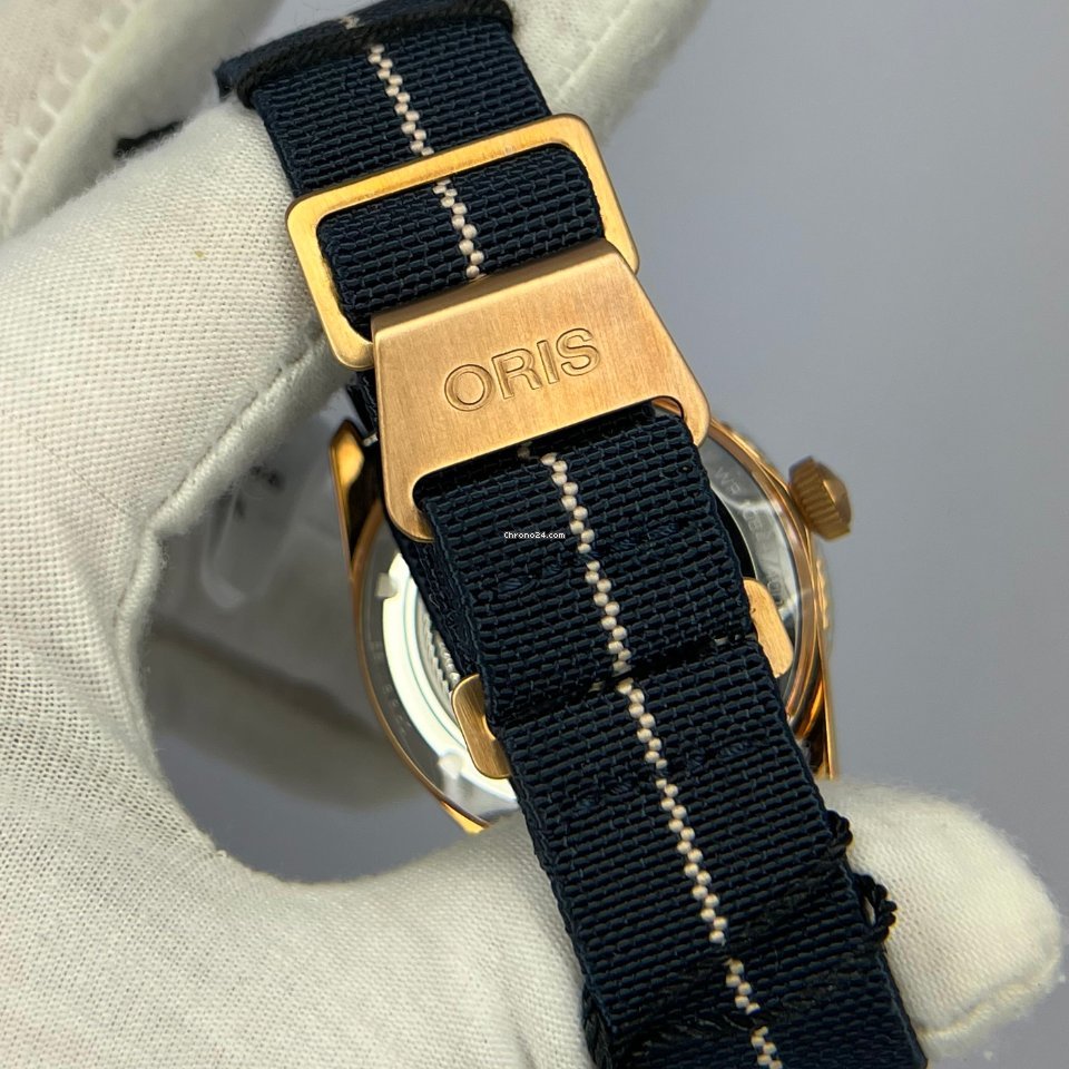 IMG_9081 Oris Carl Brashear Mens watch Unisex Automatic Bronze 01 401 7764 3185-Set Replica 7