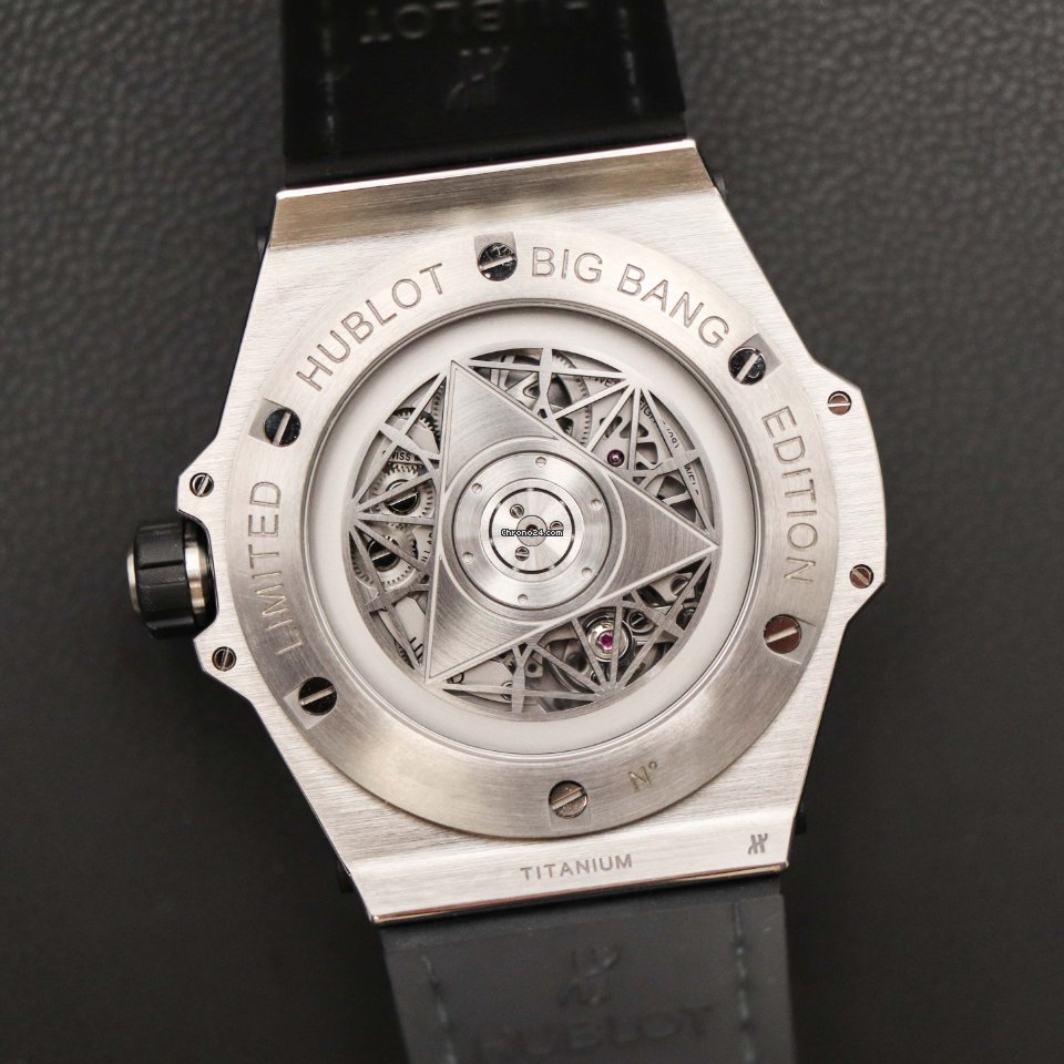 IMG_9081 Hublot Big Bang Sang Bleu Mens watch Unisex Automatic Titanium 415.NX.7179.VR.MXM18 Replica 7