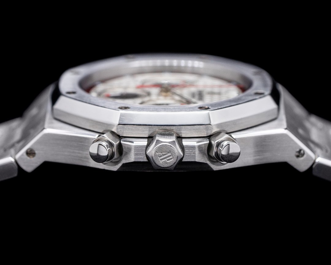 IMG_9081 Audemars Piguet Royal Oak Chronograph Mens watch Unisex Automatic Steel 26300ST.OO.1110ST.06 Replica 7