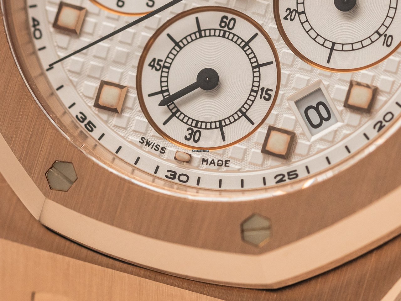 IMG_9081 Audemars Piguet Royal Oak Chronograph Mens watch Unisex Automatic Rose gold 26220OR Replica 7
