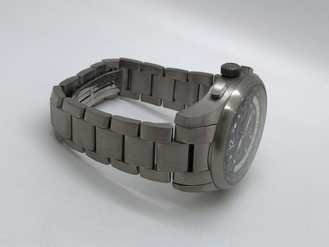 IMG_9081 Girard Perregaux WW.TC Mens watch Unisex Automatic Titanium 49800-T-21-6046 Replica 7