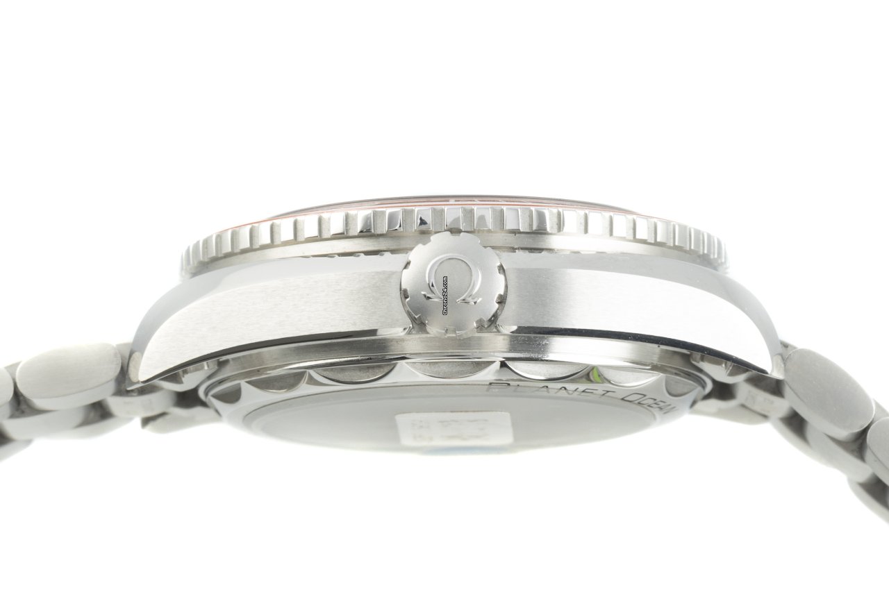 Omega Seamaster Planet Ocean Mens watch Unisex Automatic Steel 215.30.44.21.04.001 Replica 7