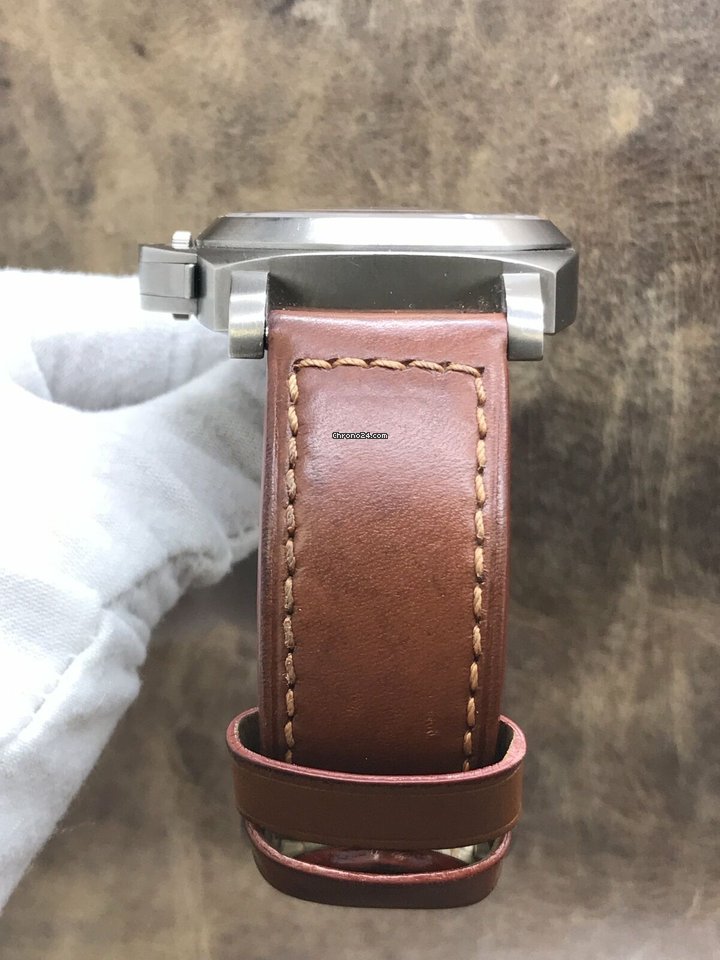 IMG_9081 Panerai Manual winding Titanium PAM00176 Replica 7