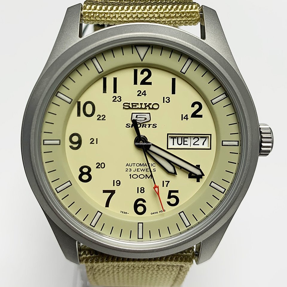 IMG_9081 Seiko 5 Sports Mens watch Unisex Automatic Steel SNZG07K1 Replica 7