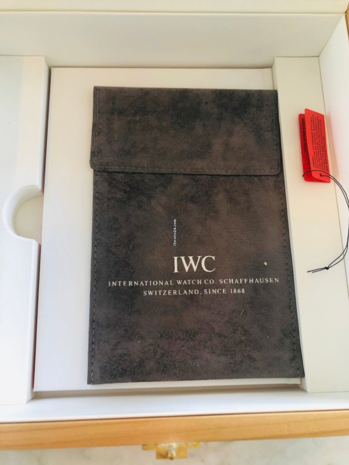 IMG_9081 IWC Portuguese Perpetual Calendar Mens watch Unisex Automatic Rose gold IW5021 Replica 8