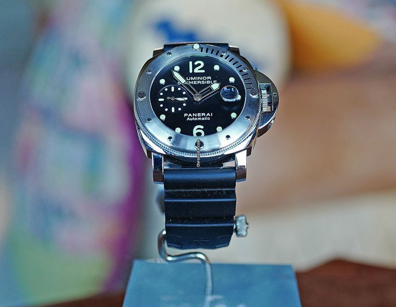 IMG_9081 Panerai Luminor Submersible Automatic PAM 24 Replica 8
