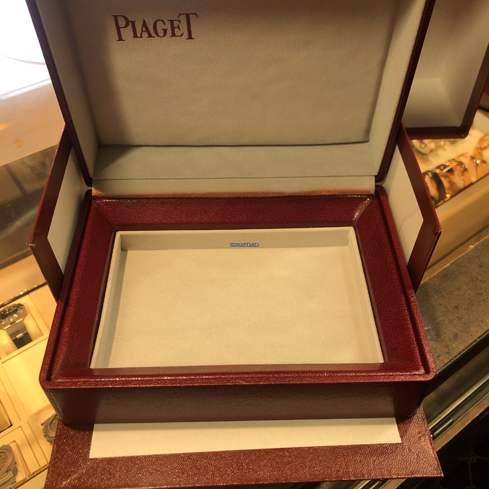 IMG_9081 Piaget Mens watch Unisex Quartz Yellow gold 01GOA17002 Replica 8