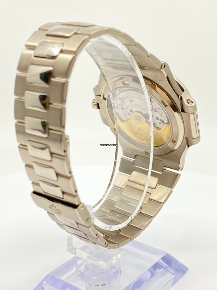 Patek Philippe Nautilus Mens watch Unisex Automatic White gold 3711 1G-001 Replica 8