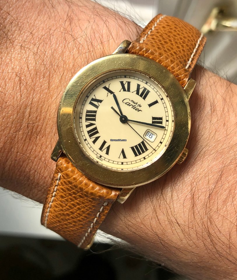 IMG_9081 Cartier Quartz Gold Steel 1800 1 Replica 8