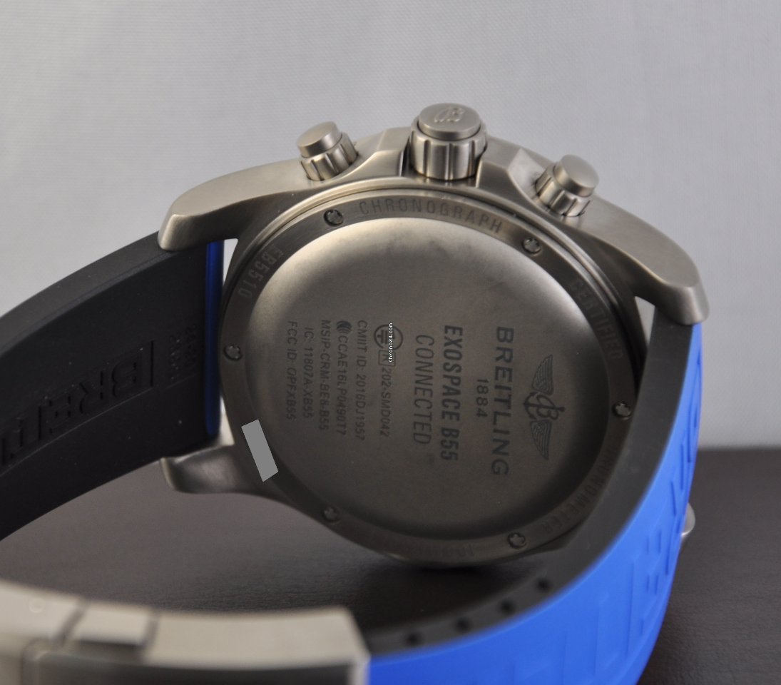 IMG_9081 Breitling Exospace B55 Connected Mens watch Unisex Quartz Titanium EB5510H2 BE79 235S Replica 8