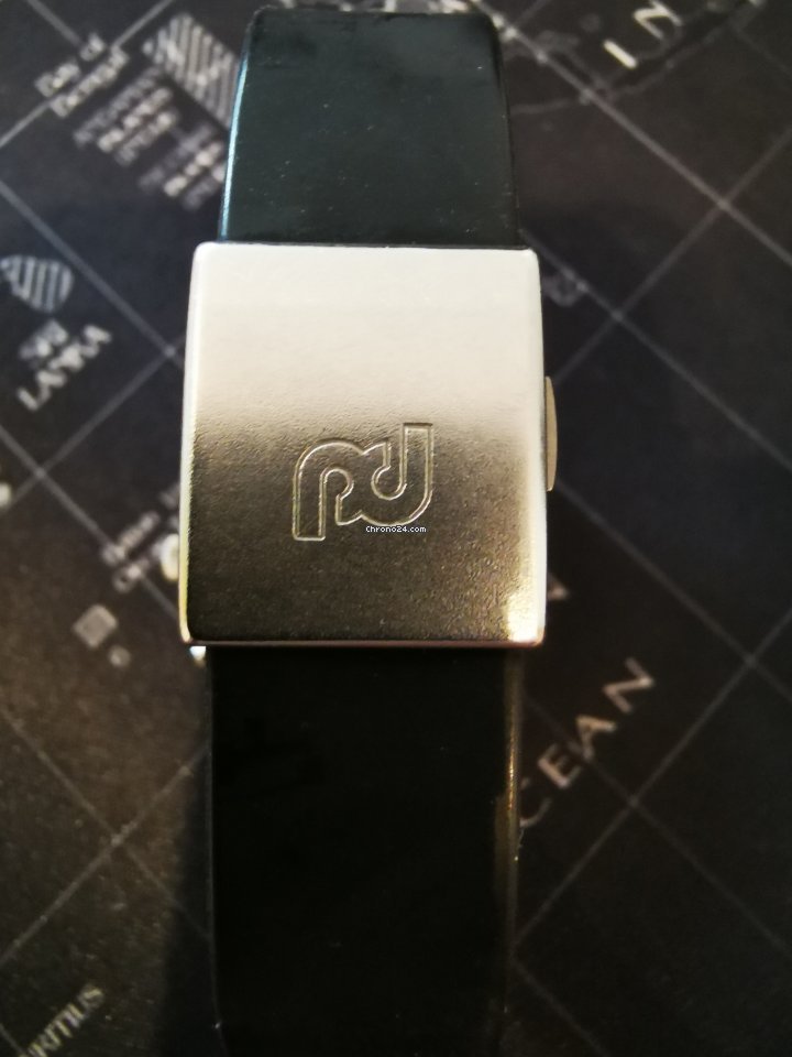 IMG_9081 Porsche Design Mens watch Unisex Quartz Gold Steel 3720-002 Replica 8