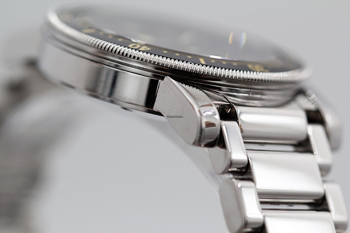 IMG_9081 Girard Perregaux Sea Hawk Mens watch Unisex Automatic Steel 7300 Replica 8