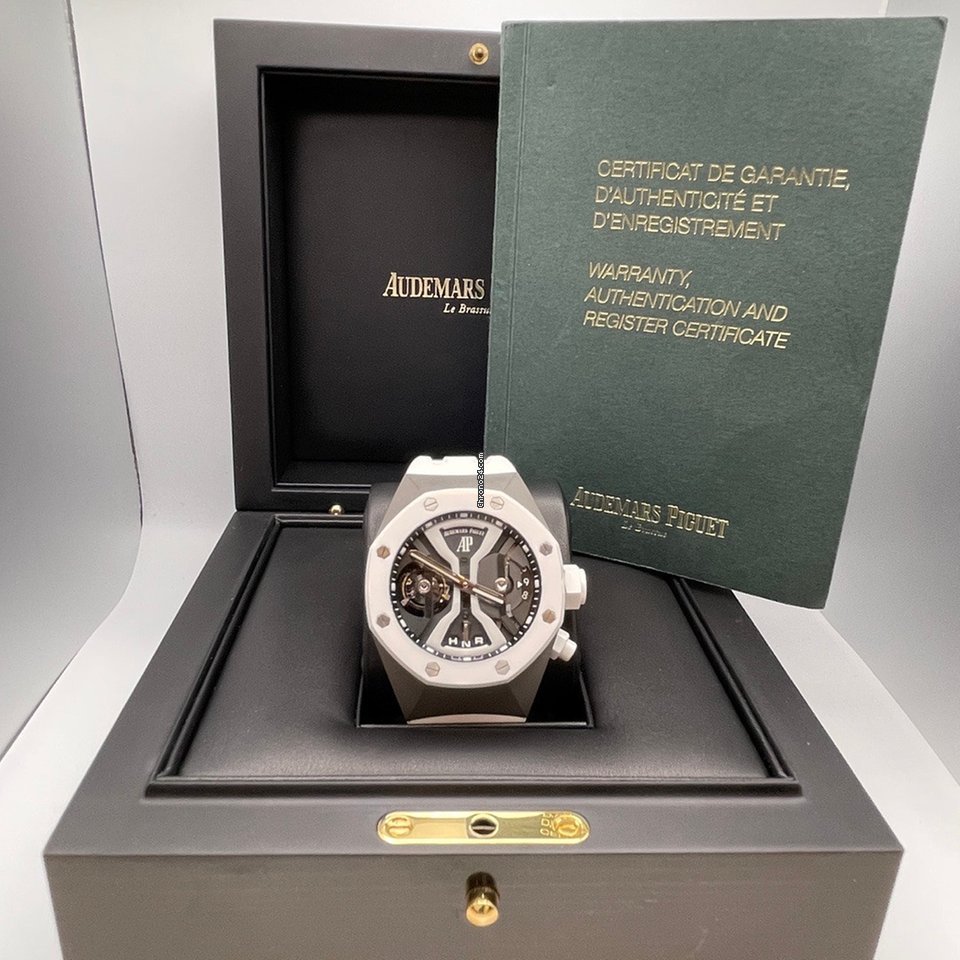 IMG_9081 Audemars Piguet Royal Oak Concept Mens watch Unisex Manual winding Titanium 26580IO.OO.D010CA.01 Replica 8